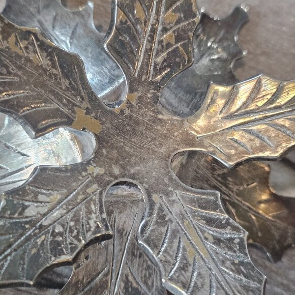 VTG Brass Christmas Candle Holders Holly Poinsetta Handcrafted India Set Of 6 - Picture 13 of 14